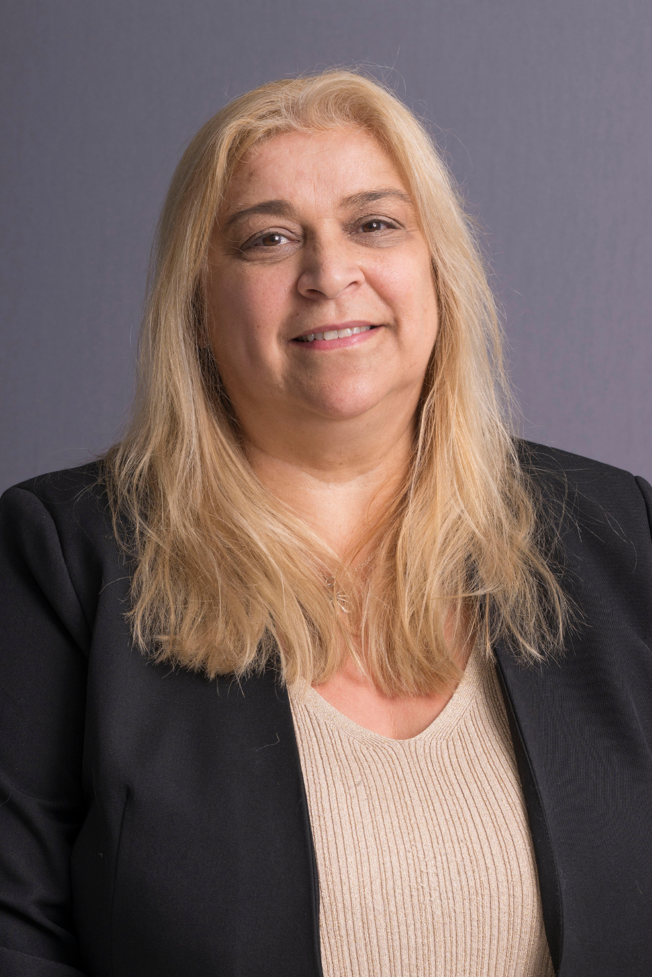 Annie Newsam, Aelod Cofrestredig o'r Cyngor